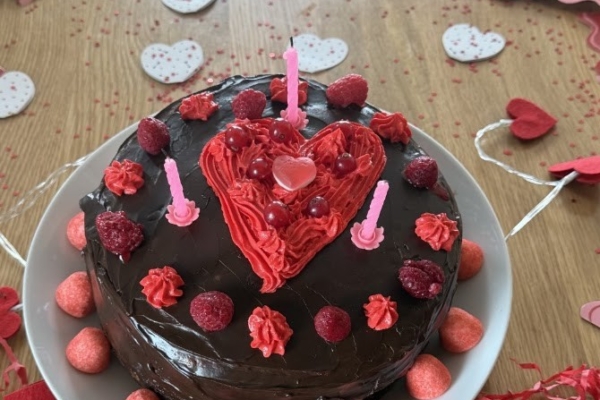 PSD Valentine cake2